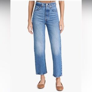 Levi’s Premium Ribcage Straight Ankle Jeans